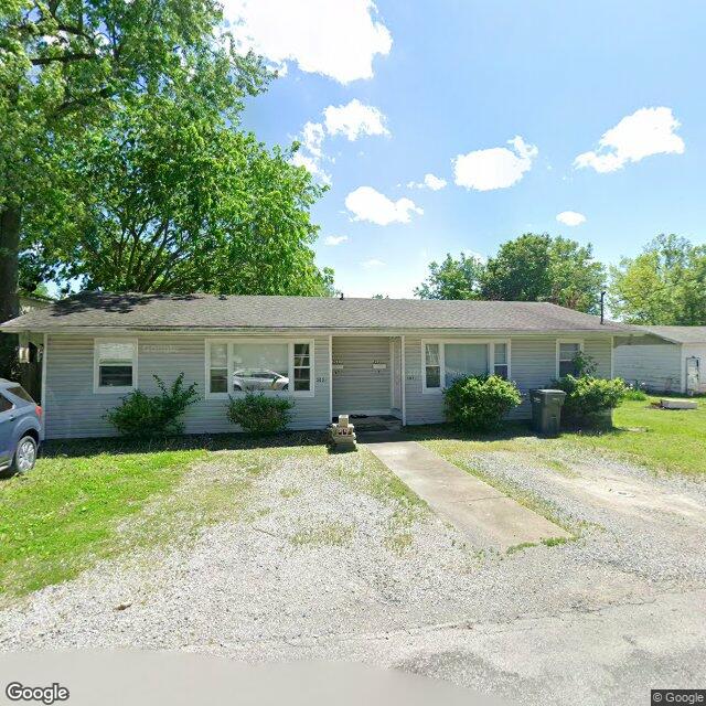 303 W Idaho Street, Carterville