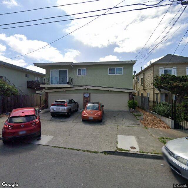 2724 Octavia St, Oakland