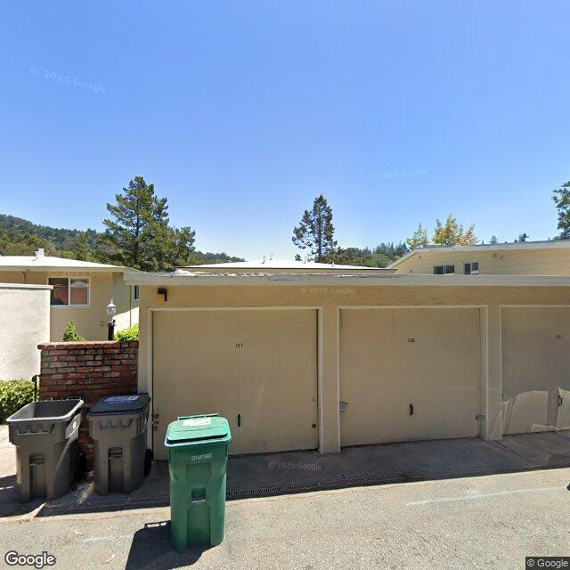 355 Somerset Rd, Piedmont