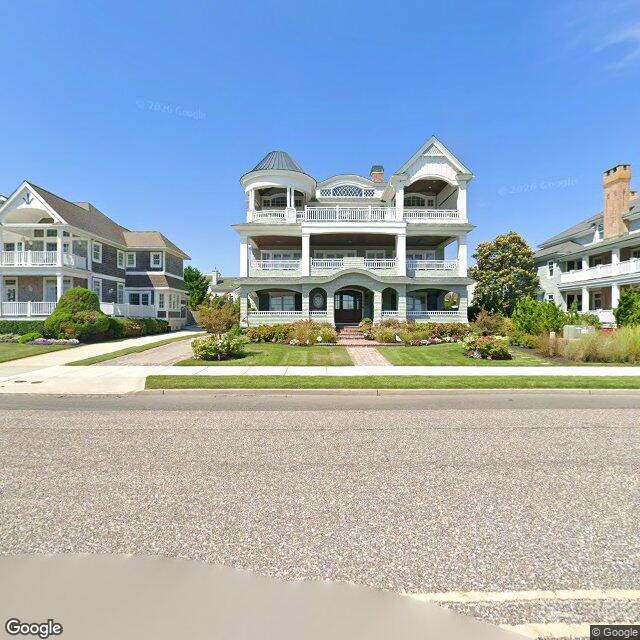 1421 Beach Avenue, Cape May