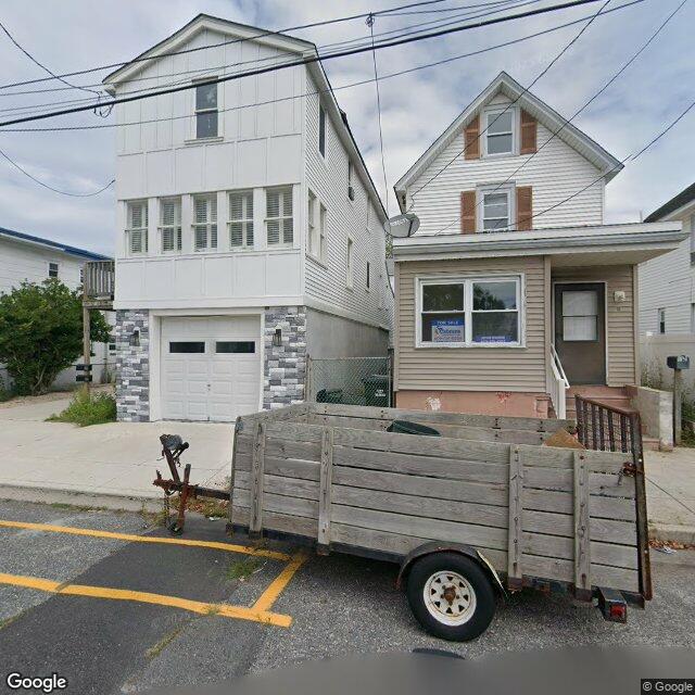113 W Roberts Avenue, Wildwood