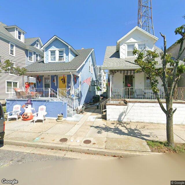 105 W Maple Avenue, Wildwood