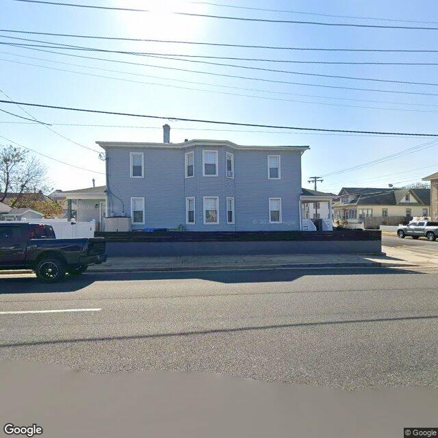 255 W Pine Avenue, Wildwood