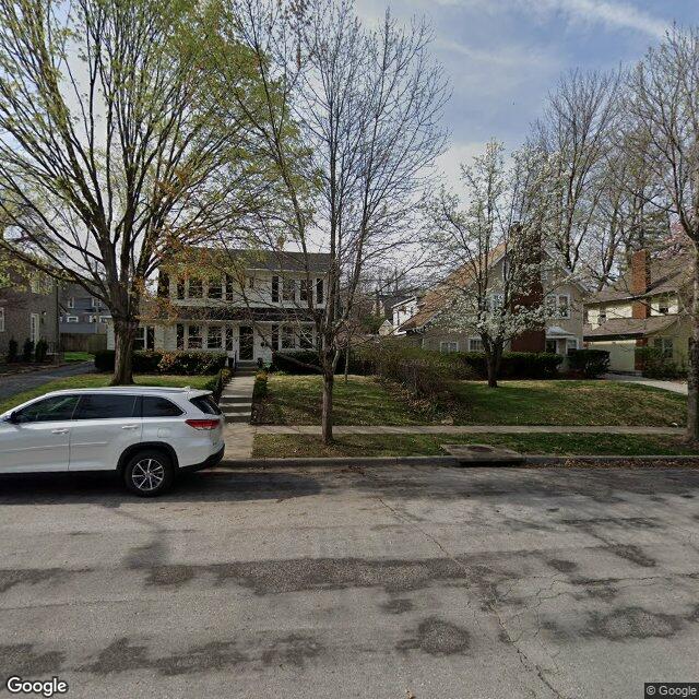 117 W 69th St, Kansas City