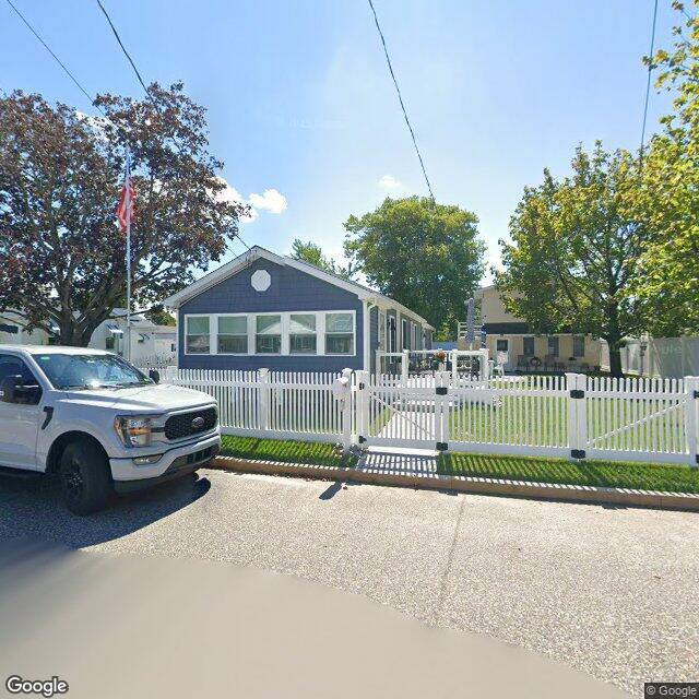 116 W Greenwood Avenue, Villas