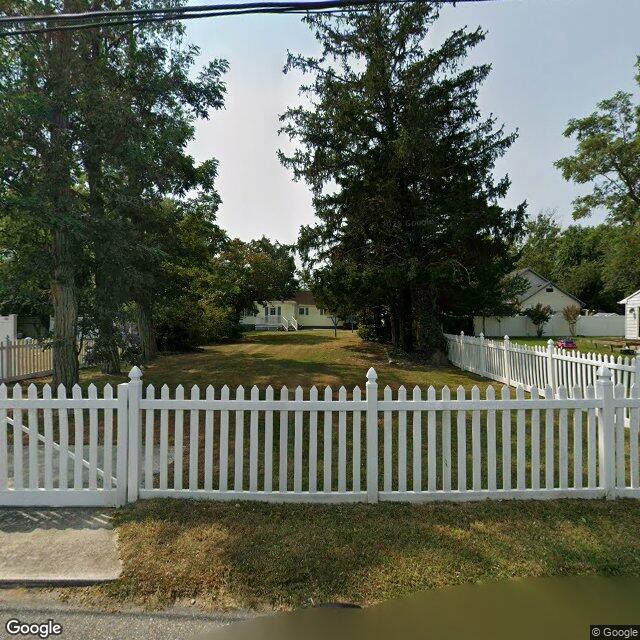 36 Locust Road, Villas