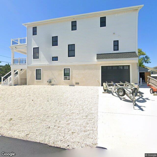 400 Rose Lane, Villas