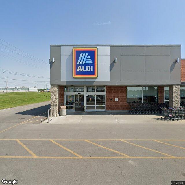 975 W College St, marshall