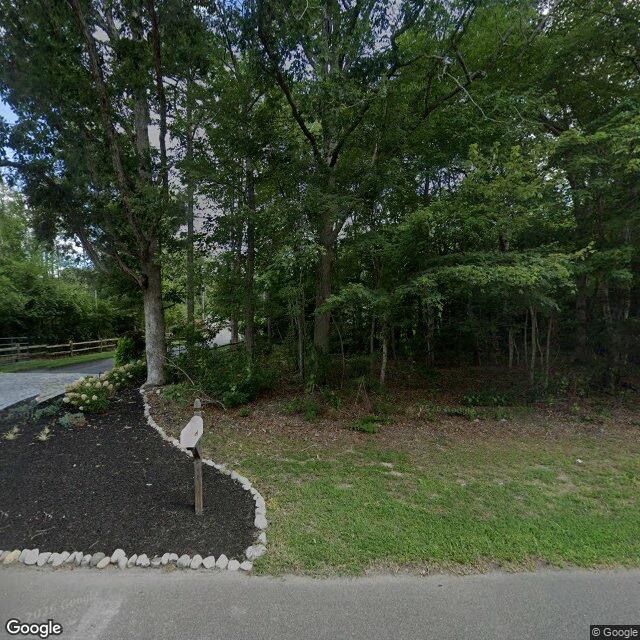 1372 Route 83, Clermont