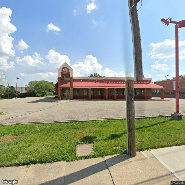 2439 E Sharon Rd, Cincinnati