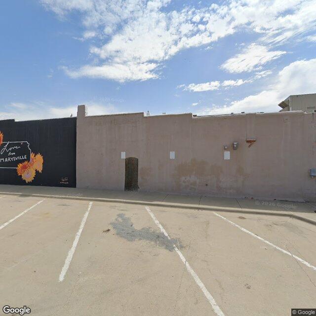 703 Broadway St, Marysville