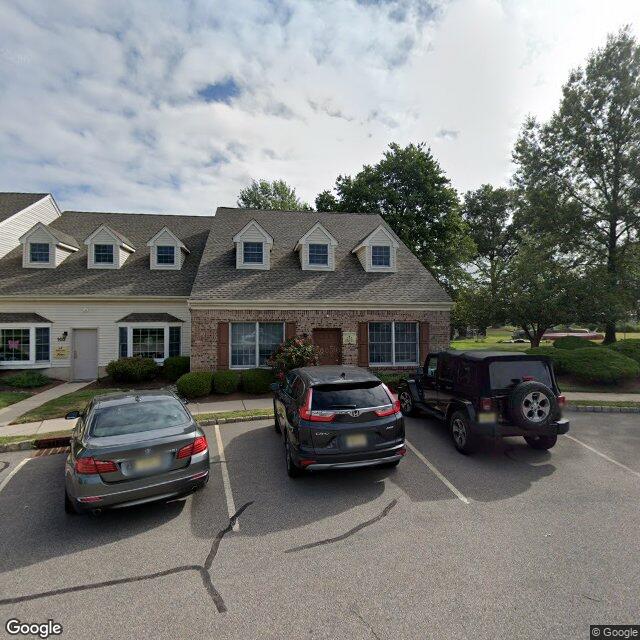 104 TOWNE CENTRE DR, HILLSBOROUGH