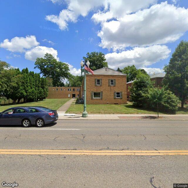 2114 Market Avenue North, Canton