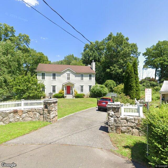 9 Boyd Ln, Greenwich