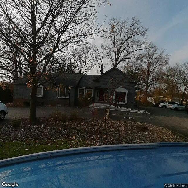 8501 East Market, Warren