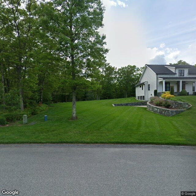 325 Putnam Pike, Smithfield