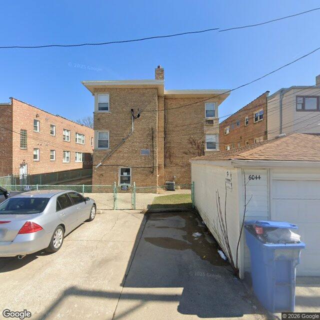 6044 N Mozart Str, Chicago