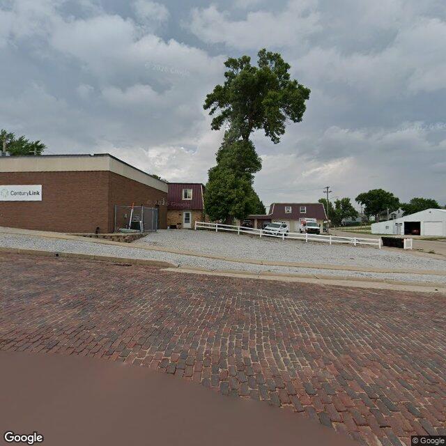 208 N Main St, Randolph