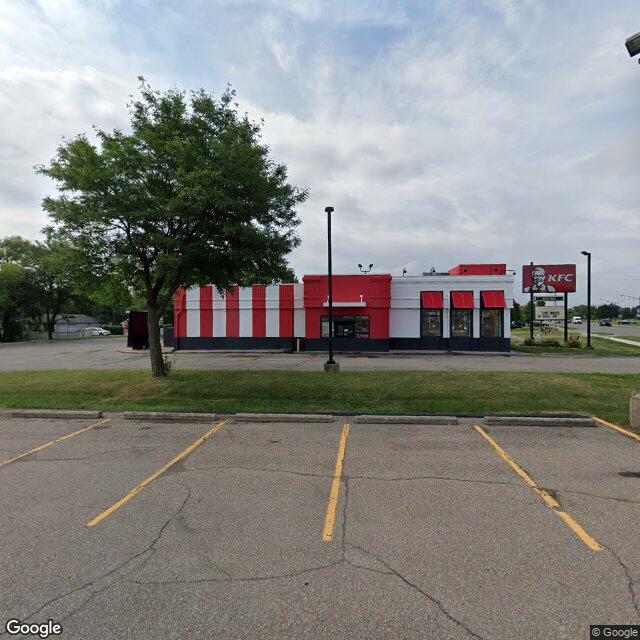 37710 Southbound Gratiot Ave, Clinton Township