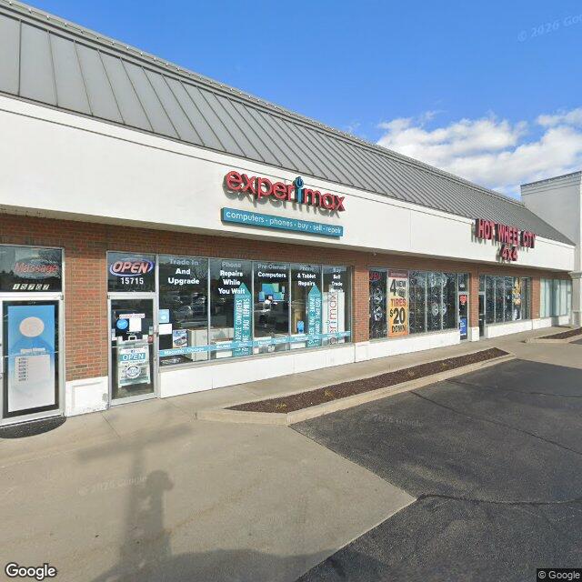15619 Hall Rd, macomb