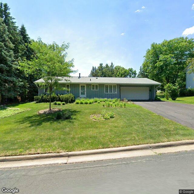 7709 W 101st St, Bloomington