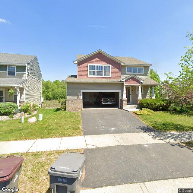 708 Lenox Dr, Waconia