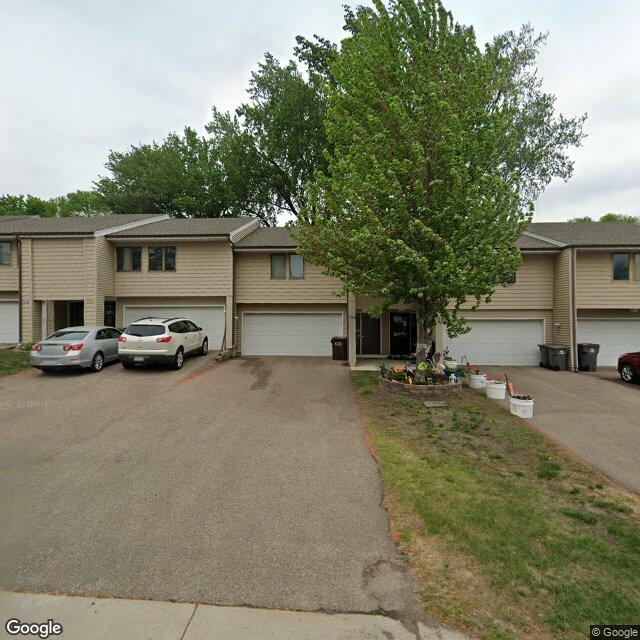 304 W 5th St, Waconia