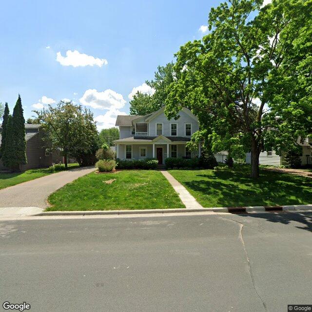 333 W 2nd St, Waconia