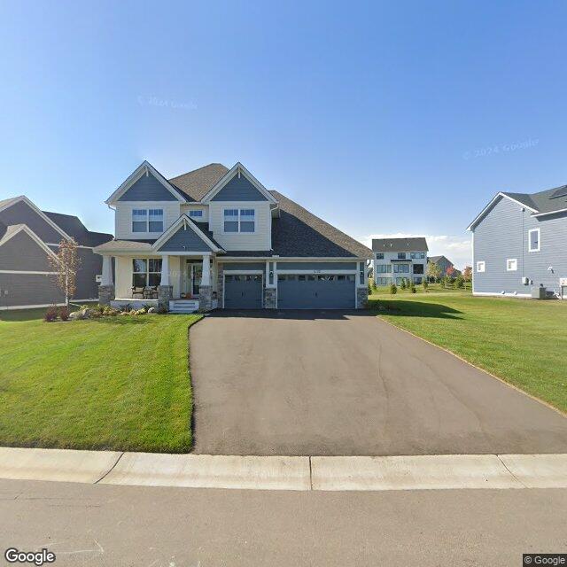 5152 Coronado Dr, Woodbury