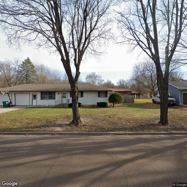 230 Hi-Mae Cir, Lester Prairie