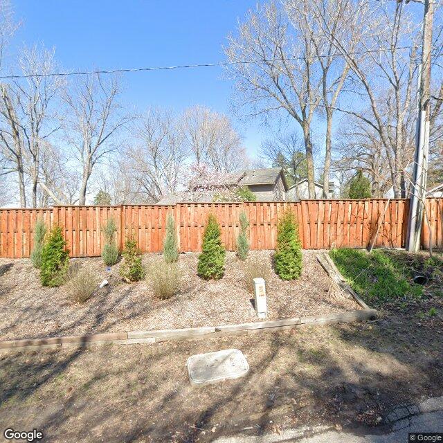 2195 Bayview Pl, Wayzata