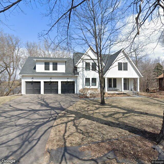 18740 Highland Ave, Wayzata