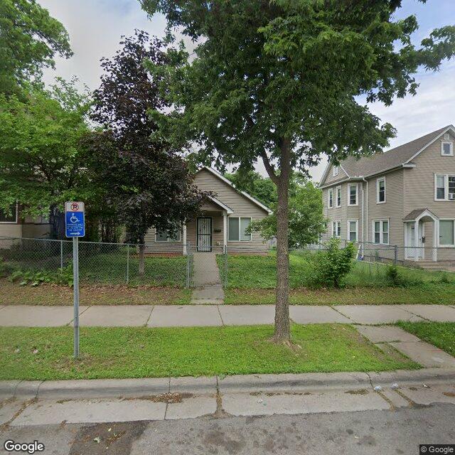 3219 N Lyndale Ave, Minneapolis
