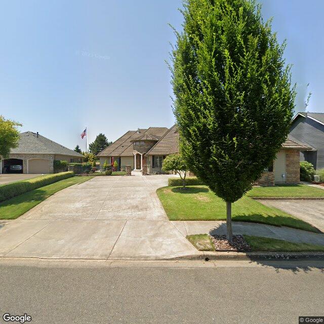 2683 Hazelnut Dr, Woodburn