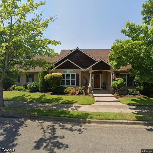 2751 Hazelnut Dr, Woodburn